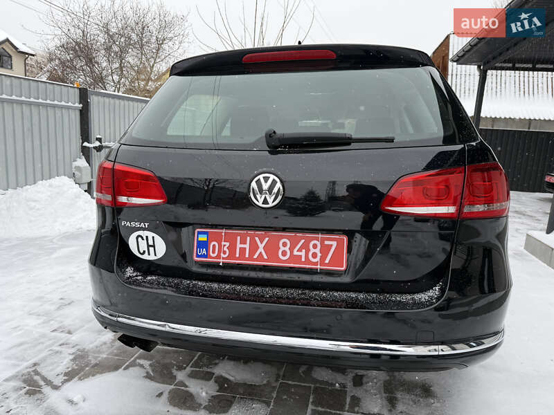 Универсал Volkswagen Passat 2012 в Киеве