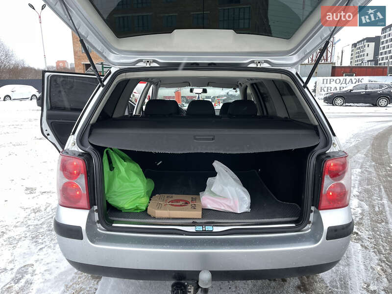 Универсал Volkswagen Passat 2002 в Хмельницком