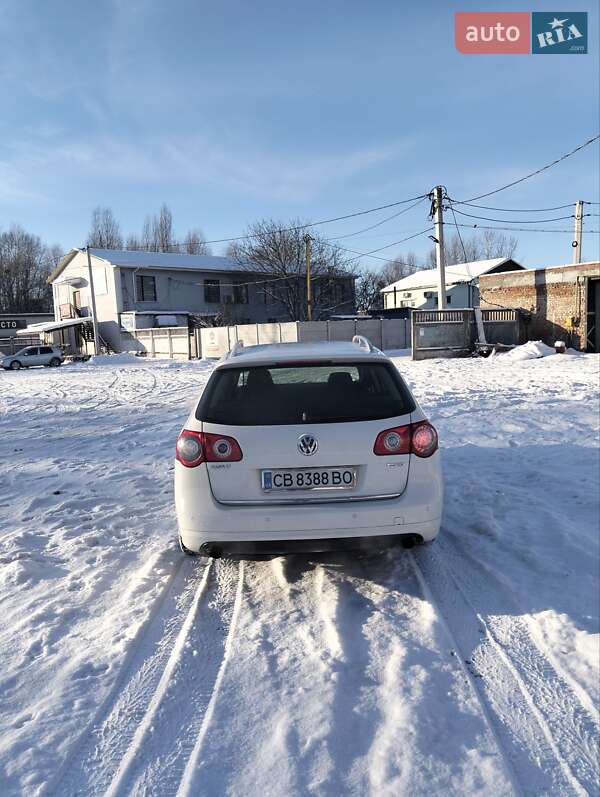 Універсал Volkswagen Passat 2010 в Чернігові