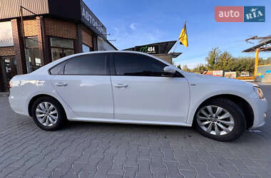 Седан Volkswagen Passat 2014 в Хмельницком