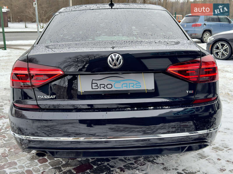 Седан Volkswagen Passat 2017 в Вінниці