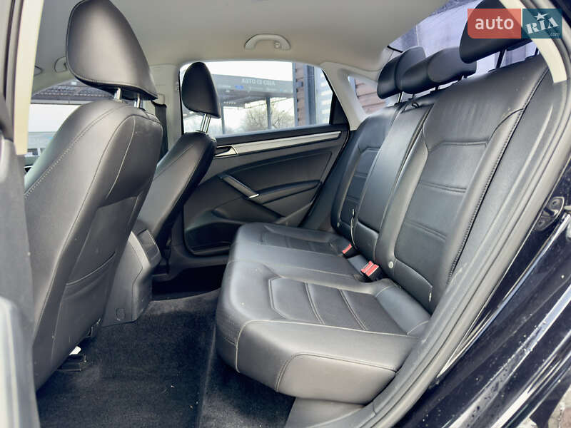 Седан Volkswagen Passat 2017 в Вінниці