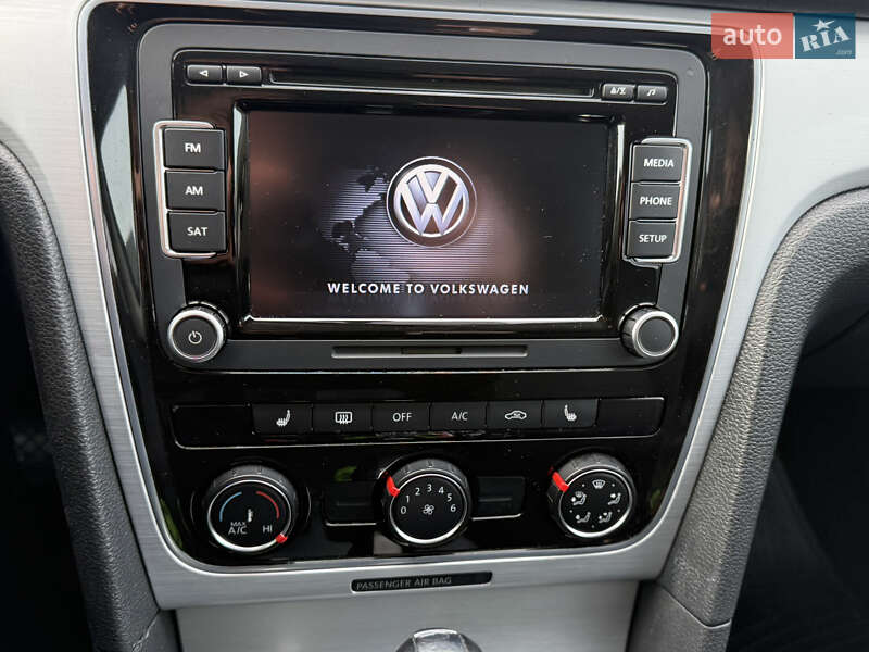 Седан Volkswagen Passat 2013 в Черкасах фото 2 Седан Volkswagen Passat 2013 в Черкасах