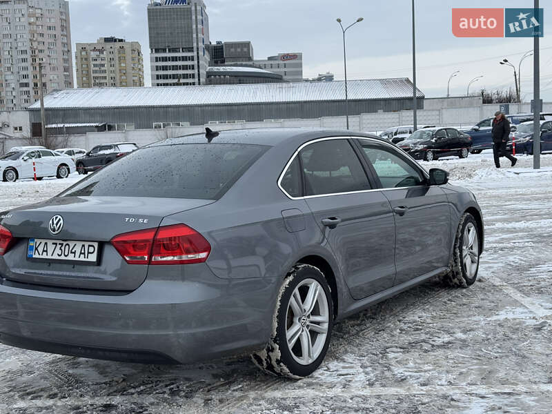 Седан Volkswagen Passat 2014 в Киеве