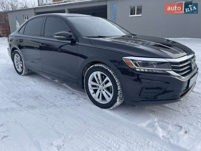 Седан Volkswagen Passat 2020 в Хмельницком