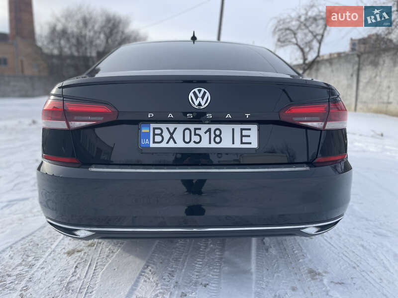 Седан Volkswagen Passat 2020 в Хмельницком