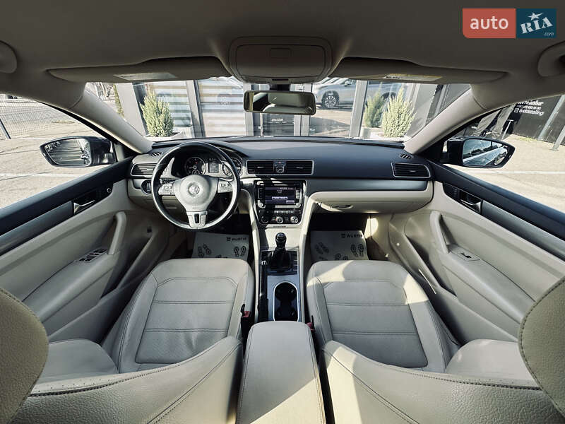 Седан Volkswagen Passat 2014 в Кременчуге