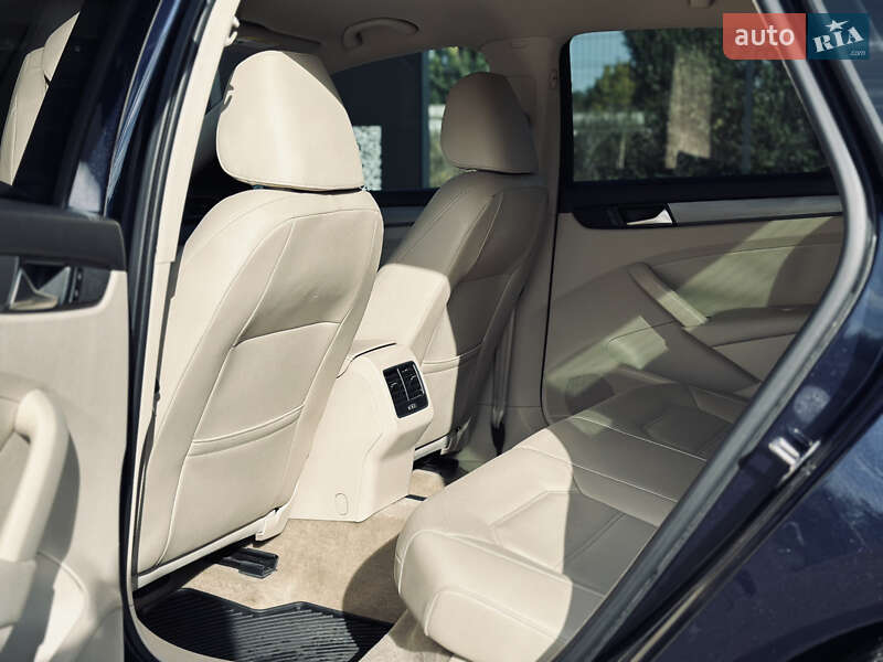 Седан Volkswagen Passat 2014 в Кременчуге