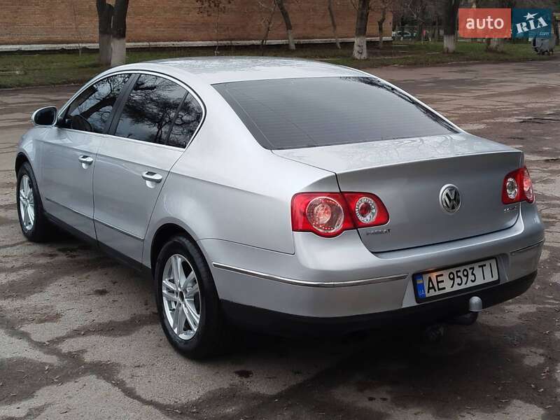 Седан Volkswagen Passat 2005 в Желтых Водах