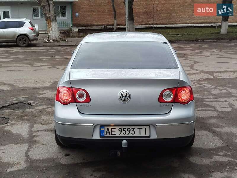 Седан Volkswagen Passat 2005 в Желтых Водах