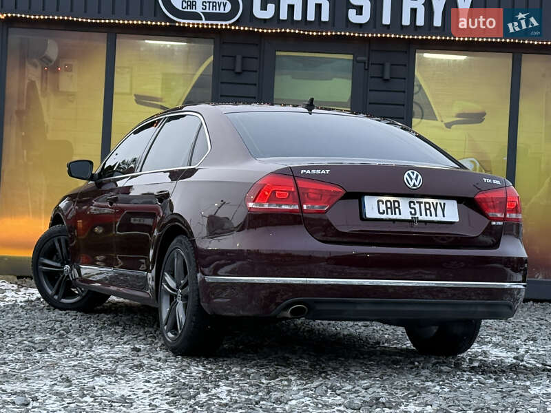 Седан Volkswagen Passat 2014 в Стрые