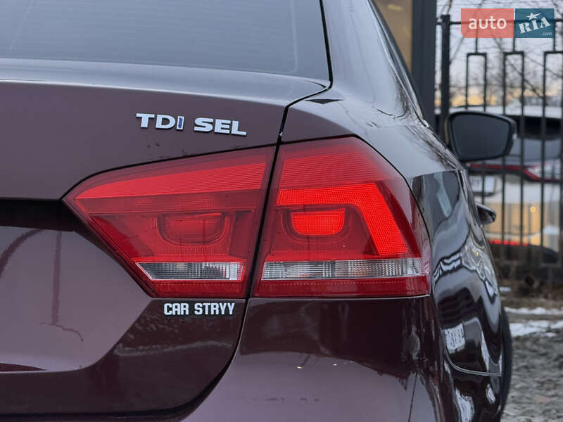 Седан Volkswagen Passat 2014 в Стрые
