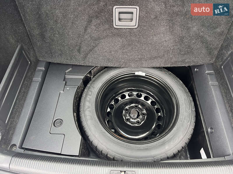 Универсал Volkswagen Passat 2009 в Луцке