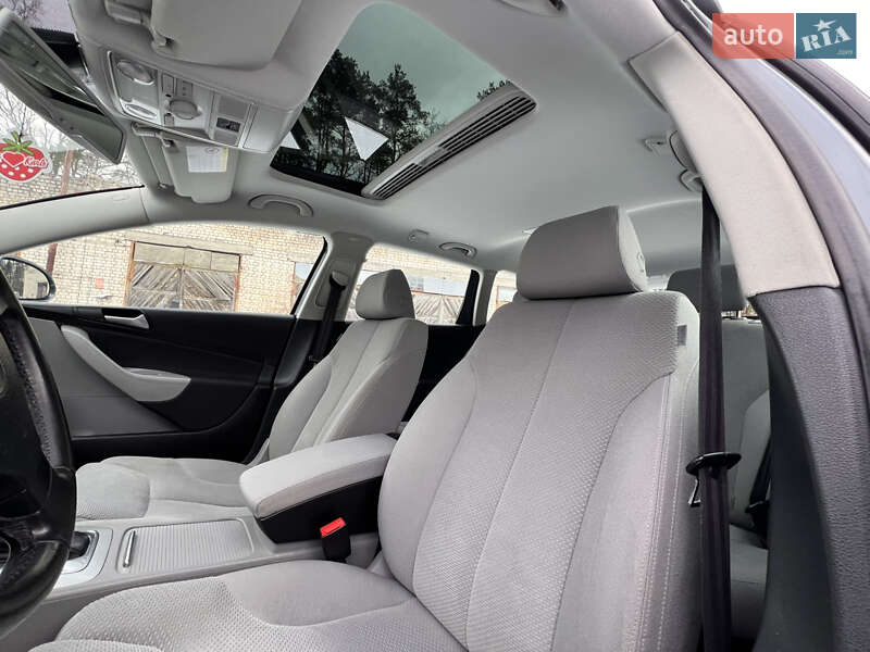 Универсал Volkswagen Passat 2009 в Луцке