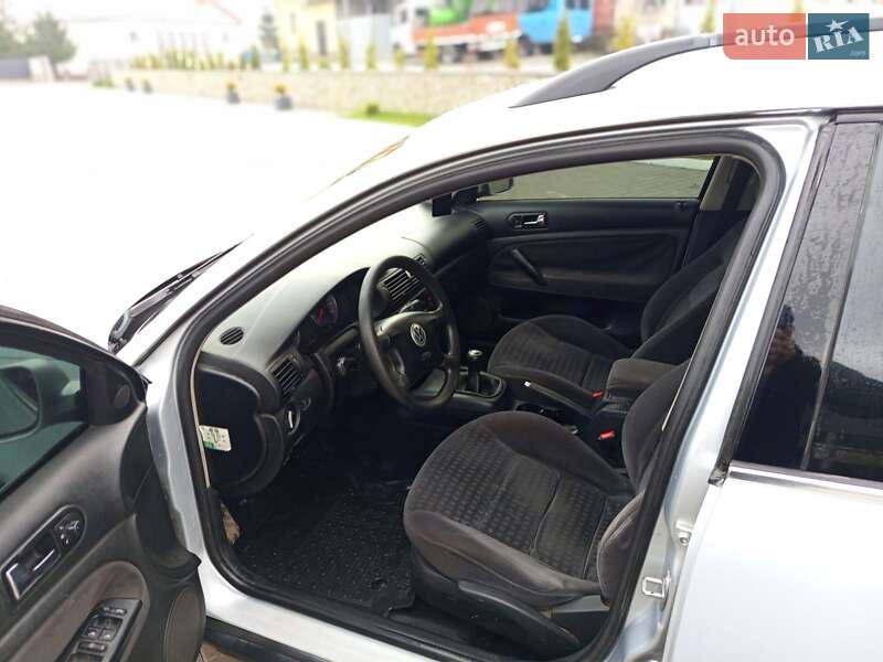 Універсал Volkswagen Passat 2001 в Підволочиську