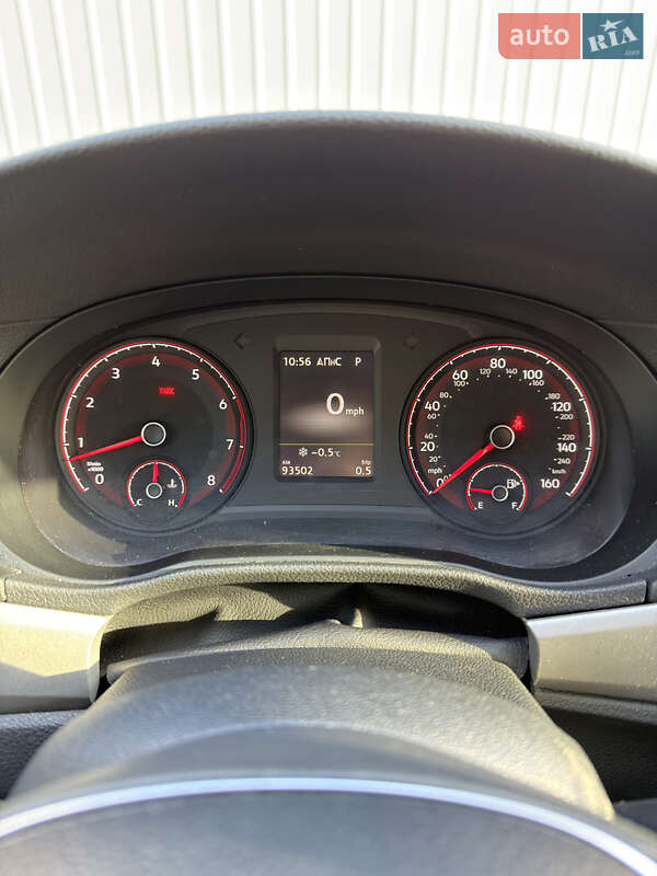 Седан Volkswagen Passat 2020 в Ивано-Франковске