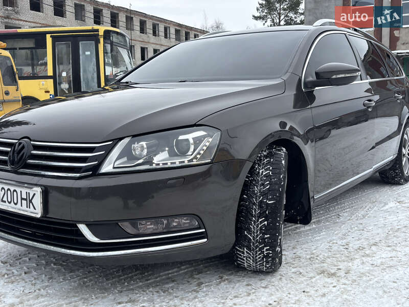 Универсал Volkswagen Passat 2011 в Житомире фото 15 Универсал Volkswagen Passat 2011 в Житомире