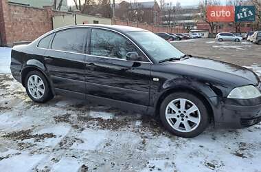 Седан Volkswagen Passat 2002 в Чернівцях