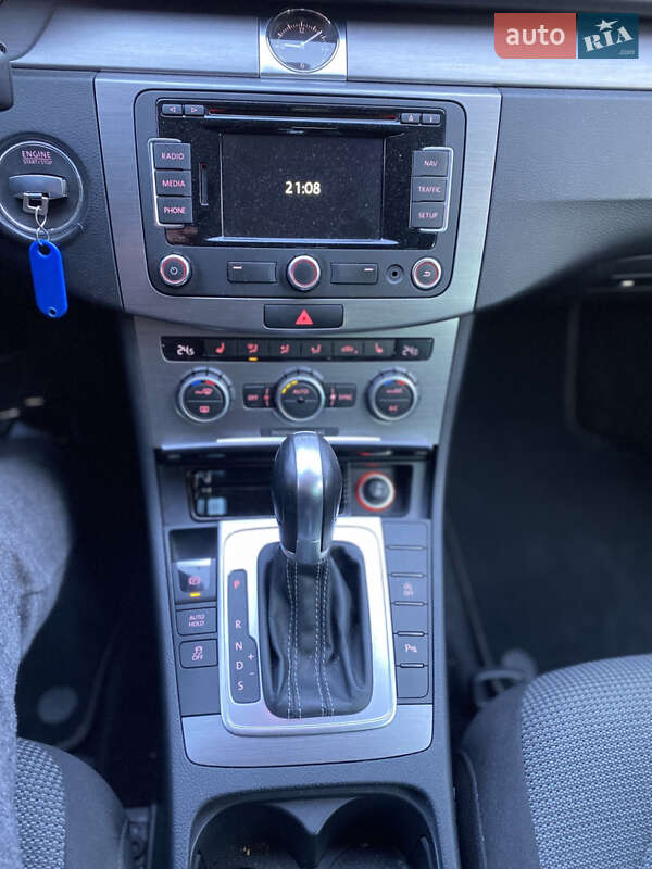 Универсал Volkswagen Passat 2014 в Луцке