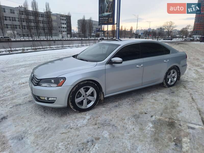 Седан Volkswagen Passat 2013 в Києві фото 7 Седан Volkswagen Passat 2013 в Києві