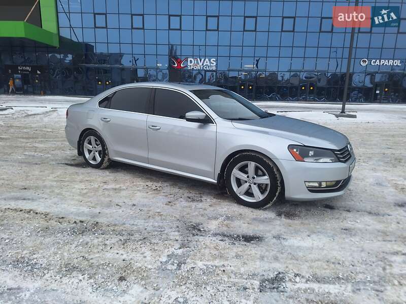 Седан Volkswagen Passat 2013 в Києві фото 13 Седан Volkswagen Passat 2013 в Києві