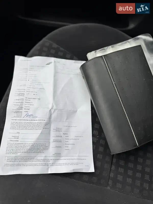 Седан Volkswagen Passat 2001 в Дубно документ