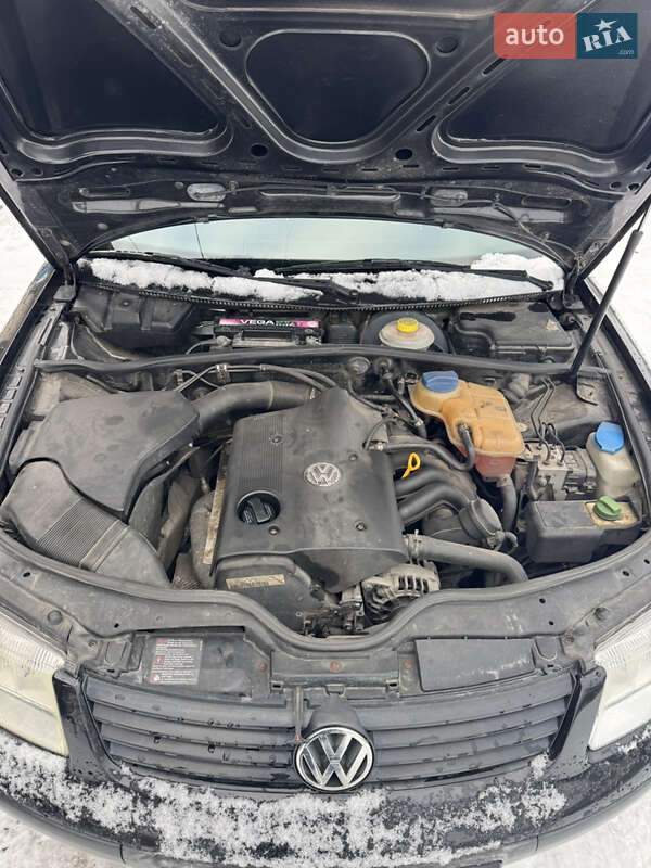 Седан Volkswagen Passat 1998 в Зарічному фото 2 Седан Volkswagen Passat 1998 в Зарічному