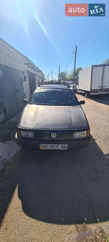 Седан Volkswagen Passat 1993 в Запорожье