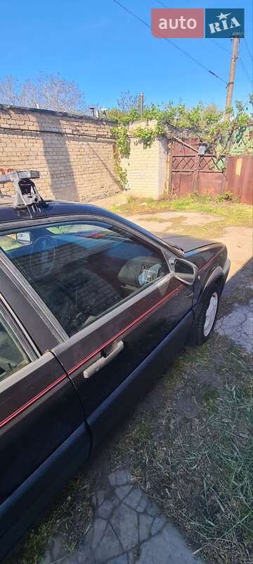 Седан Volkswagen Passat 1993 в Запорожье