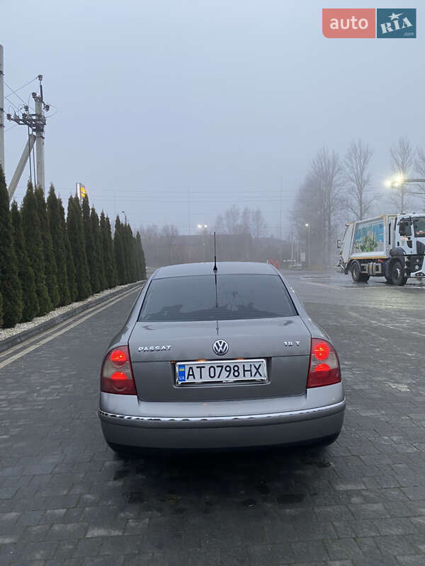 Седан Volkswagen Passat 2003 в Надворной