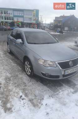 Седан Volkswagen Passat 2006 в Ківерцях