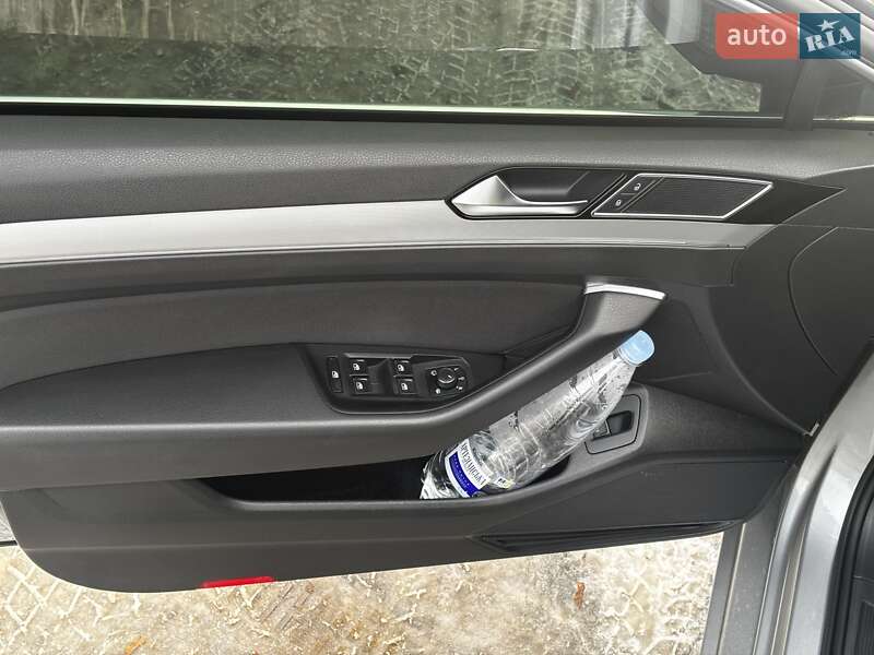 Универсал Volkswagen Passat 2017 в Виннице