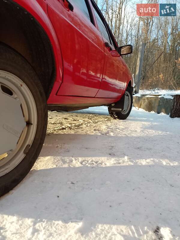 Универсал Volkswagen Passat 1987 в Житомире