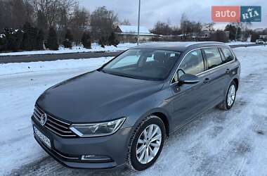 Універсал Volkswagen Passat 2016 в Львові