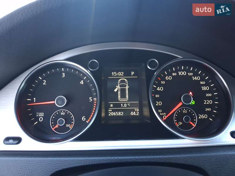 Універсал Volkswagen Passat 2011 в Львові фото 22 Універсал Volkswagen Passat 2011 в Львові