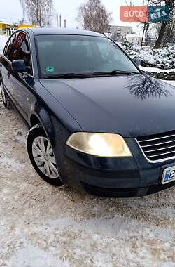 Седан Volkswagen Passat 2001 в Тростянце