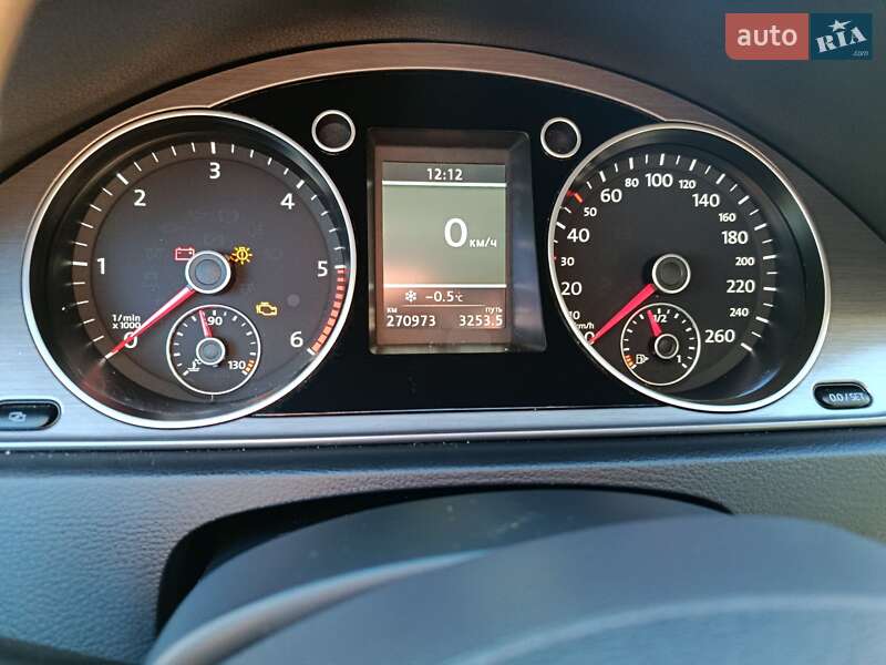 Универсал Volkswagen Passat 2012 в Полонном фото 11 Универсал Volkswagen Passat 2012 в Полонном