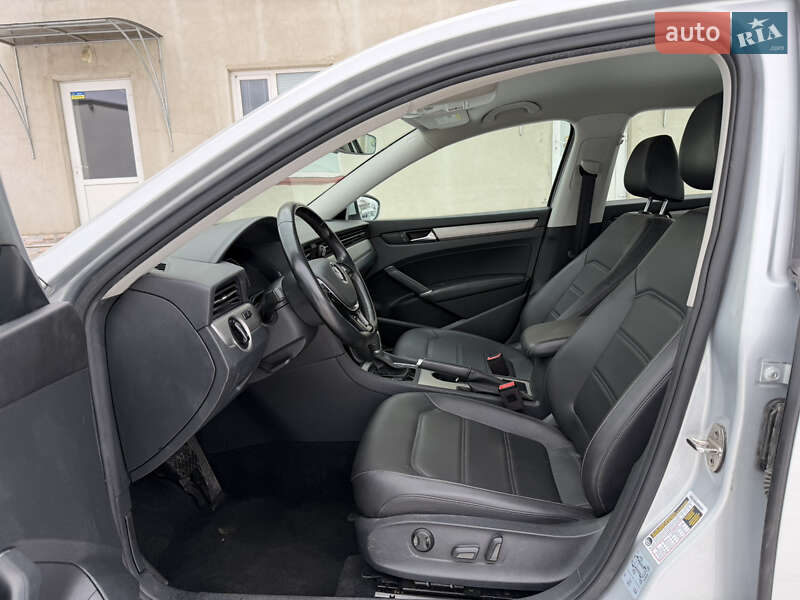 Седан Volkswagen Passat 2020 в Луцьку фото 19 Седан Volkswagen Passat 2020 в Луцьку