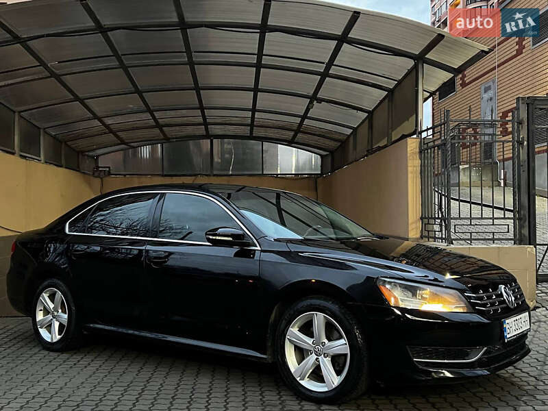 Седан Volkswagen Passat 2011 в Одессе