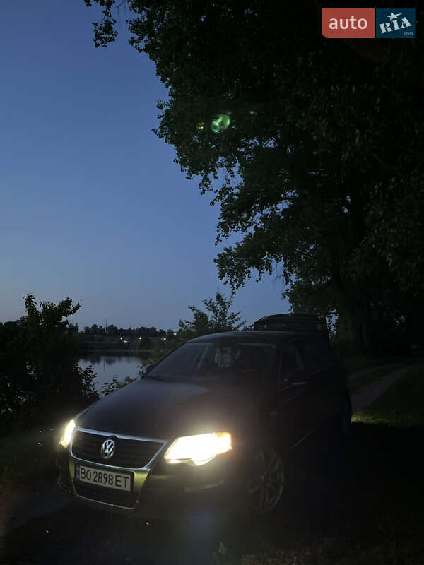 Седан Volkswagen Passat 2009 в Тернополе