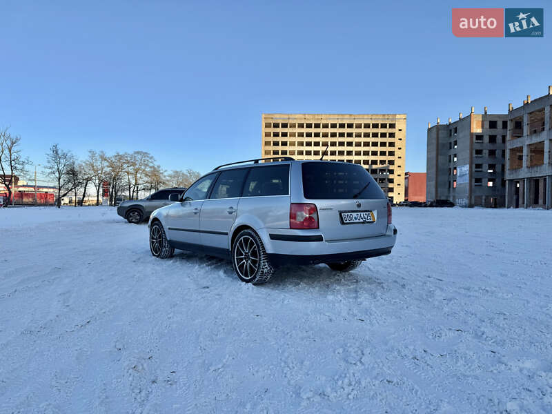 Універсал Volkswagen Passat 2003 в Тернополі