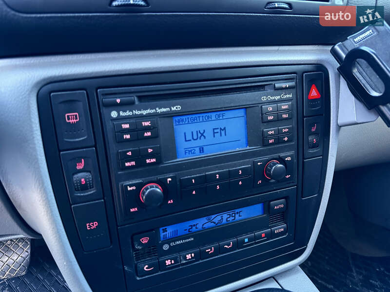Універсал Volkswagen Passat 2003 в Тернополі