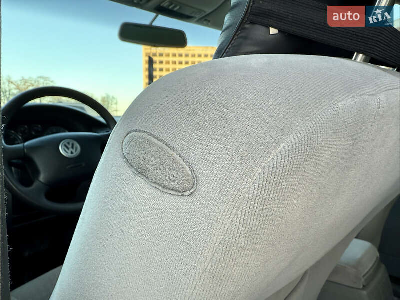 Універсал Volkswagen Passat 2003 в Тернополі