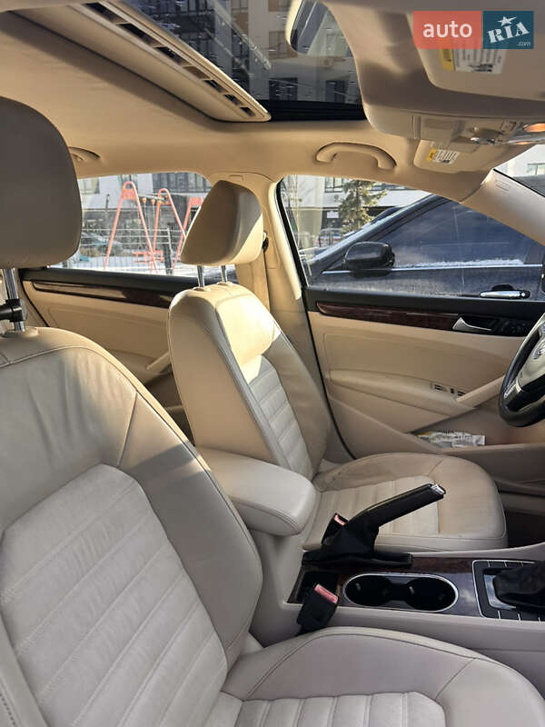 Седан Volkswagen Passat 2013 в Борисполе