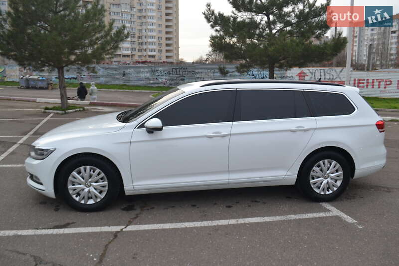Универсал Volkswagen Passat 2016 в Николаеве