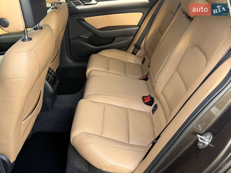 Универсал Volkswagen Passat 2015 в Стрые фото 45 Универсал Volkswagen Passat 2015 в Стрые