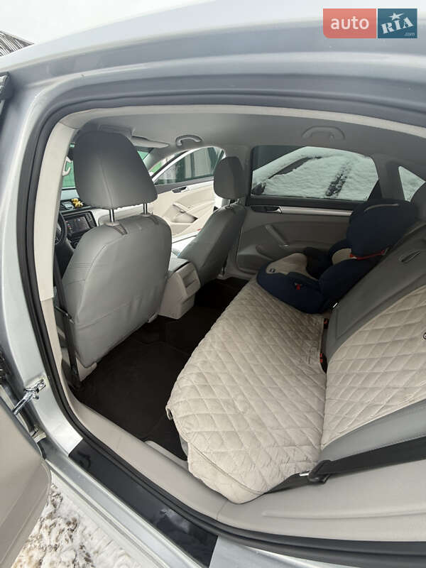 Седан Volkswagen Passat 2017 в Києві фото 23 Седан Volkswagen Passat 2017 в Києві