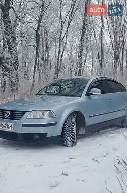 Седан Volkswagen Passat 2004 в Бару