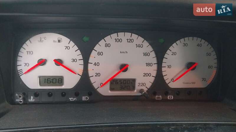 Універсал Volkswagen Passat 1996 в Славуті