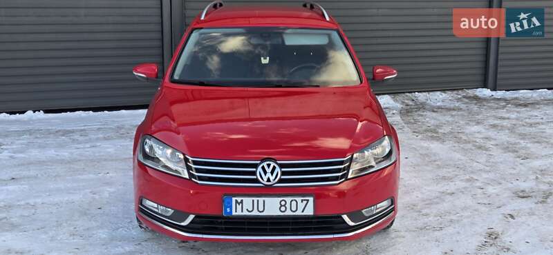 Універсал Volkswagen Passat 2013 в Радивиліві